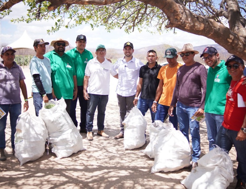 Dia de campo compartilha experincia sobre cultivo e manejo da palma forrageira em So Jos do Sabugi