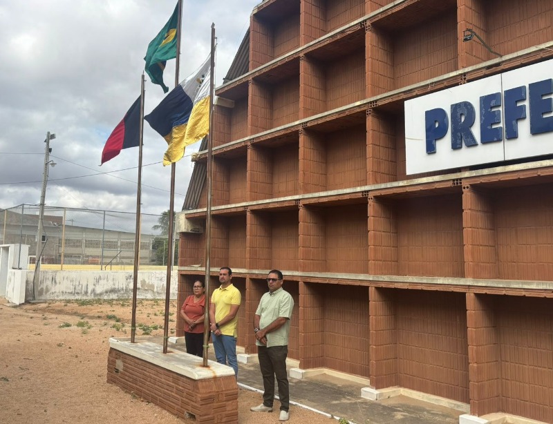 Hasteamento das Bandeiras marca in�cio da semana em comemora��o ao anivers�rio de S�o Jos� do Sabugi